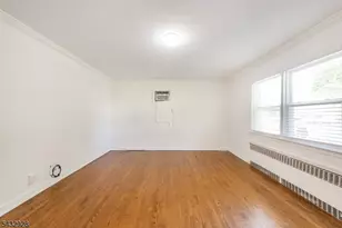 238 Westminster Pl, Lodi, NJ 07644 - Photo 4