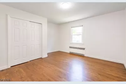 238 Westminster Pl, Lodi, NJ 07644 - Photo 18