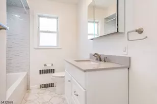 238 Westminster Pl, Lodi, NJ 07644 - Photo 16