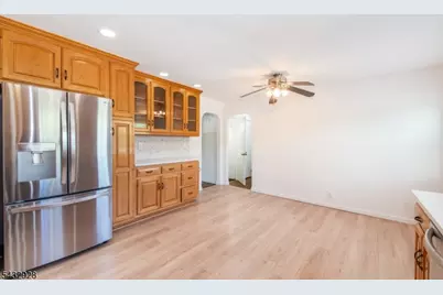 238 Westminster Pl, Lodi, NJ 07644 - Photo 12