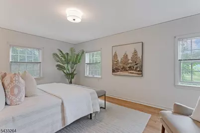 687 Grove St, Montclair, NJ 07043 - Photo 10