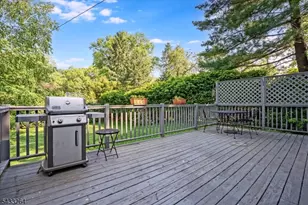 687 Grove St, Montclair, NJ 07043 - Photo 14