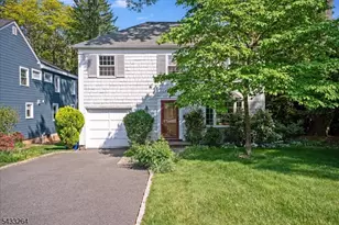 687 Grove St, Montclair, NJ 07043 - Photo 1