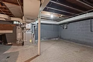 687 Grove St, Montclair, NJ 07043 - Photo 12