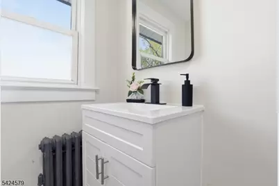 458 Springdale Ave, East Orange, NJ 07017 - Photo 22