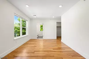 263 N 19 Street Second Floor, East Orange, NJ 07017 - Photo 6