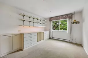 1 Peabody Ct, Teaneck Township, NJ 07666 - Photo 18