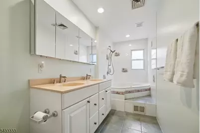 3 Carol Ct, Cranford Township, NJ 07016 - Photo 12