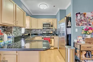 70 S Munn Ave, East Orange, NJ 07018 - Photo 4