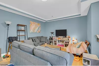 70 S Munn Ave #1002, East Orange, NJ 07018 - Photo 2
