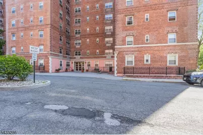 70 S Munn Ave #1002, East Orange, NJ 07018 - Photo 22