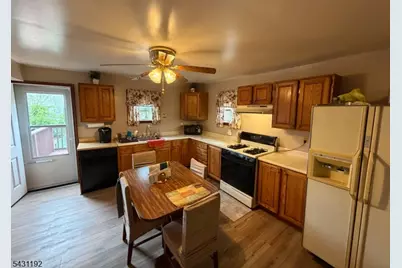 219 Taylor St, Riverside Twp., NJ 08075 - Photo 14