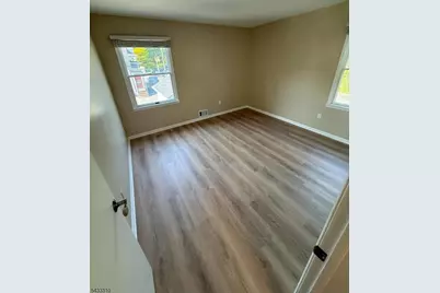 189 Spruce St #2B, Bloomfield, NJ 07003 - Photo 8