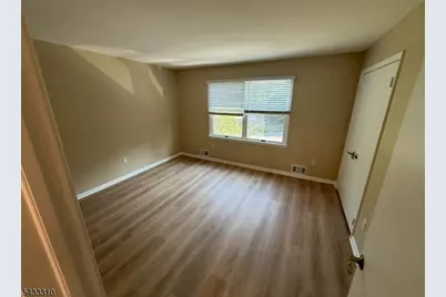 189 Spruce St #2B, Bloomfield, NJ 07003 - Photo 10