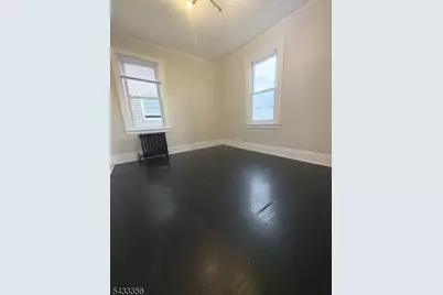 1054 Kilsyth Rd, Elizabeth, NJ 07208 - Photo 2