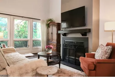 7 Dogwood Ct #7, Woodland Park, NJ 07424 - Photo 10