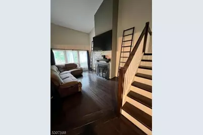 7 Dogwood Ct #7, Woodland Park, NJ 07424 - Photo 10