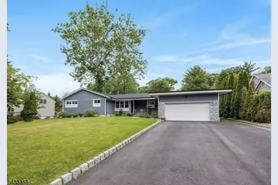 150 Fremont Ave, Park Ridge, NJ 07656 - Photo 1