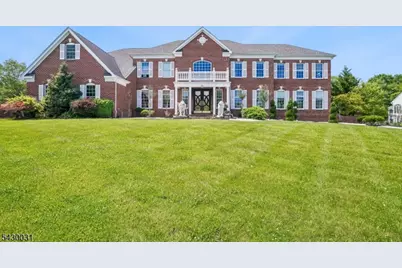 23 Balmoral Dr, Alexandria Township, NJ 08867 - Photo 2