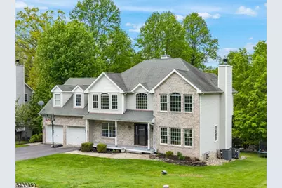 4 Matthew Dr, Byram Township, NJ 07871 - Photo 2