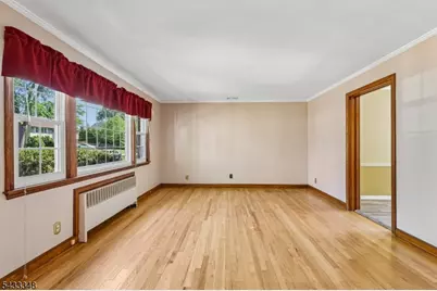 27 Shawnee Rd, Cranford Township, NJ 07016 - Photo 4