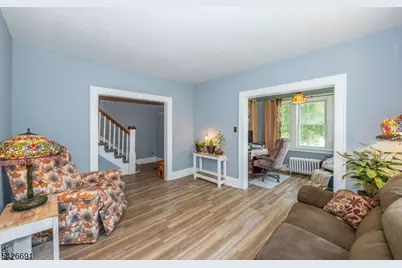 2160 Allen St, Rahway, NJ 07065 - Photo 8