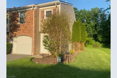 33 Dena Dr #33, Wanaque, NJ 07465 - Photo 2