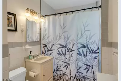 228 Willow Ave, Garwood, NJ 07027 - Photo 18
