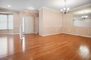 220 Patriot Hill Dr, Bernards Township, NJ 07920 - Photo 4