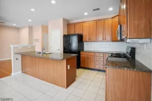 220 Patriot Hill Dr, Bernards Township, NJ 07920 - Photo 10