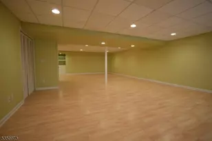220 Patriot Hill Dr, Bernards Township, NJ 07920 - Photo 20