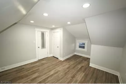 183 N Munn Ave, East Orange, NJ 07017 - Photo 10