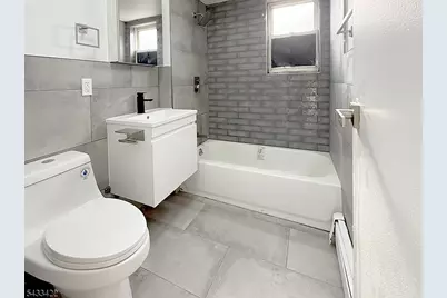 19 Van Rensselear St #4, Belleville, NJ 07109 - Photo 6