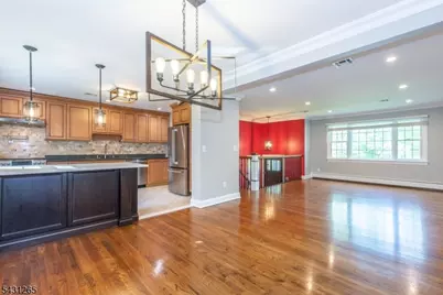 101 Maple Ave, Berkeley Heights Township, NJ 07922 - Photo 8