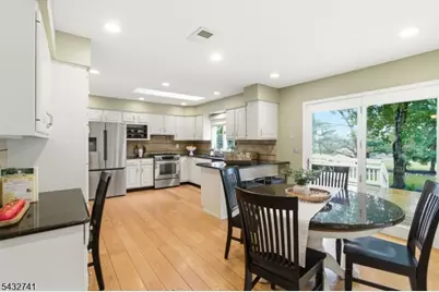 2 Deer Run, Clinton Township, NJ 08833 - Photo 18