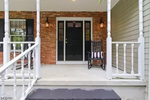 2 Deer Run, Clinton Township, NJ 08833 - Photo 12