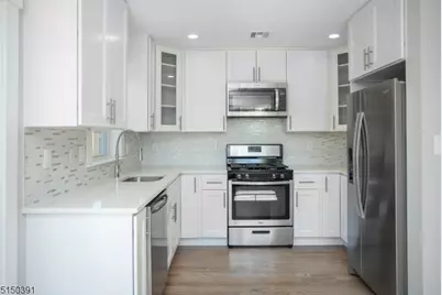 246 Main St, Old Bridge Township, NJ 08879 - Photo 16