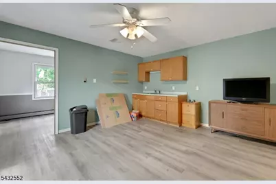 17 Butler Pl, Wanaque, NJ 07420 - Photo 38