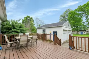 17 Butler Pl, Wanaque, NJ 07420 - Photo 22