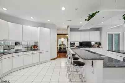 830 W Shore Dr, Kinnelon, NJ 07405 - Photo 18