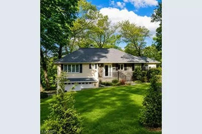 695 Berdan Ave, Wayne, NJ 07470 - Photo 1