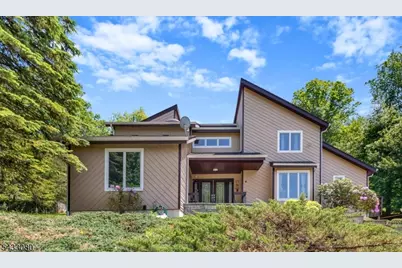 4 Skytop Dr, Denville, NJ 07834 - Photo 1