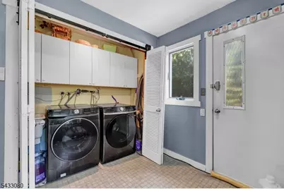 4 Skytop Dr, Denville, NJ 07834 - Photo 20