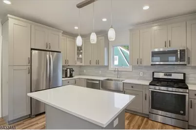 28 Hazelwood Rd, Bloomfield, NJ 07003 - Photo 1