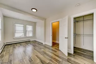 37 E Somerset St, Raritan, NJ 08869 - Photo 10