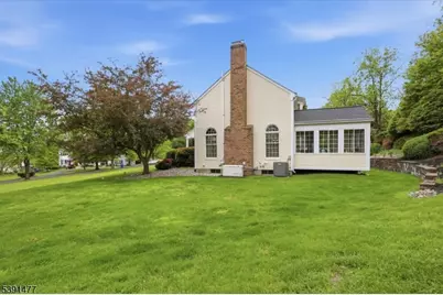 42 Copper Penny Rd, Raritan Township, NJ 08822 - Photo 4