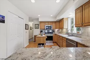 42 Copper Penny Rd, Raritan Township, NJ 08822 - Photo 14