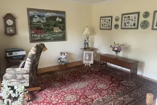 42 Copper Penny Rd, Raritan Township, NJ 08822 - Photo 20