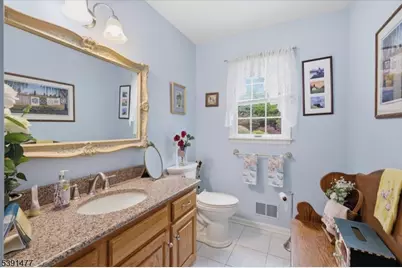 42 Copper Penny Rd, Raritan Township, NJ 08822 - Photo 18