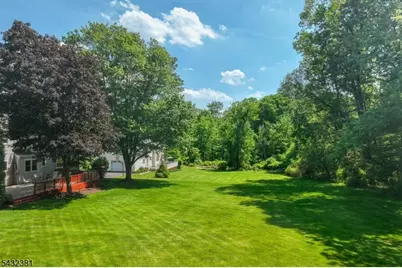 189 Old Farmers Rd, Washington Township, NJ 07853 - Photo 44